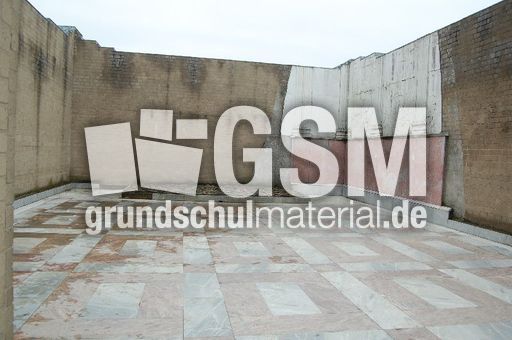 Xanten - Hafentempel 4.JPG